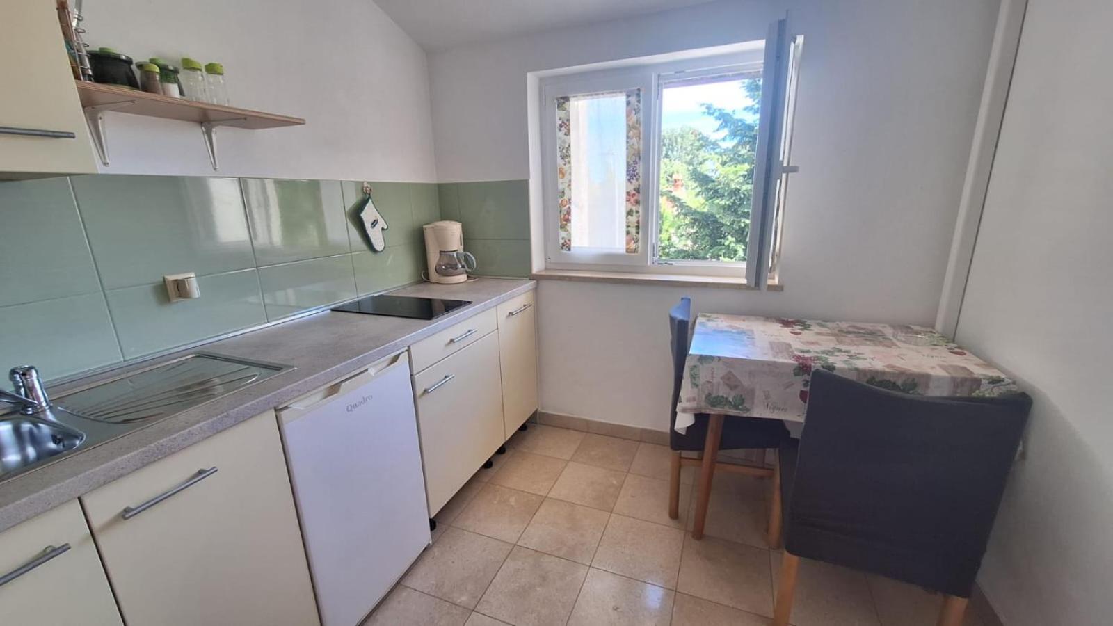 App Karmen With Free Parkig Apartment Porec Exterior photo