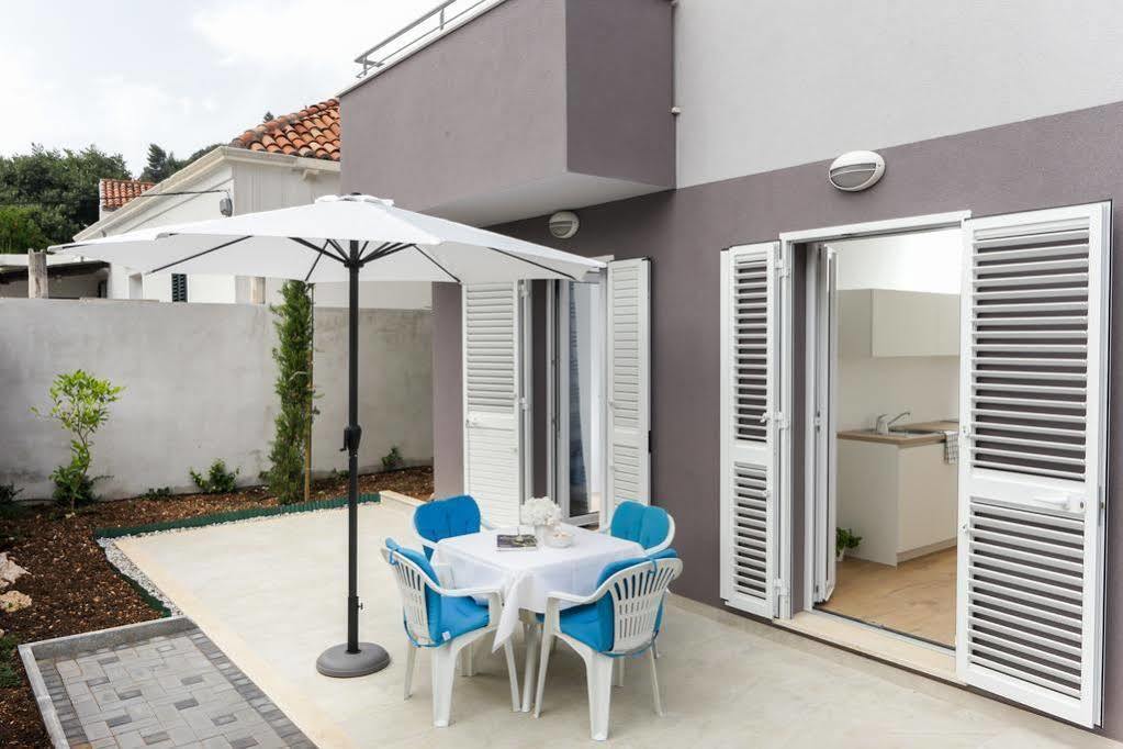 App Karmen With Free Parkig Apartment Porec Exterior photo